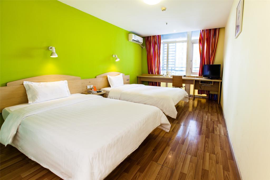 7Days Inn Premium Guangzhou Tianhe West Tiyu Road Subway Station 객실 사진